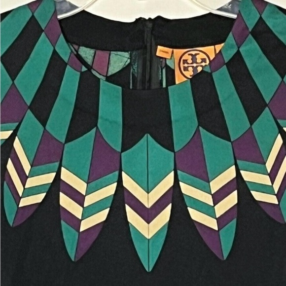 Tory Burch! Stunning fall dress size M, 100% Silk. - Picture 4 of 8